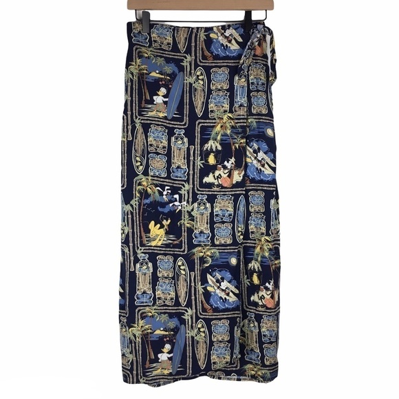 DISNEY Store Skirt Hawaiian Luau Mickey Mouse Goofy Donald Pluto Tropical Small - Picture 2 of 9